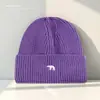 Gorros Cálidos de Lana para Otoño e Invierno para Mujer, Gorros de Punto Bordados de Oso Polar Casual Estilo Coreano, Gorros Fríos para Parejas Estudiantes, Tendencia al por Mayor