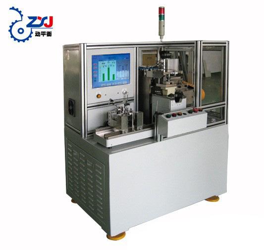 2608841413_2080745730