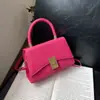 Bolsas Pequenas Retrô Tendência deste Ano para Mulheres Nova Moda Primavera e Verão 2026 Bolsas de Mão Bolsas Transversais de Ombro Casuais Texturizadas