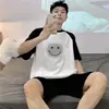 Pijama de Verano para Pareja Hombres y Mujeres Algodón de Imitación Manga Corta Rayado Cuello Redondo Para Usar Afuera Casual Talla Grande Traje de Casa para Estudiantes