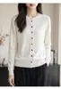 Nuevo cárdigan de punto fino versátil para mujer de otoño con botones de colores, top gris versátil