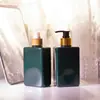 Botella con bomba cuadrada plana de 300 ml con acabado imitación madera y chapado en oro para loción, líquido de limpieza, gel antibacterial, botella portátil para cuidado de la piel de viaje