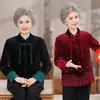 Ropa para Mujer de Talla Grande de Otoño 2026 para Edad Media y Adultos Mayores: Abrigo de Longitud Media con Adornos de Botones y Bordados Estilo Tang para Abuelas de 70 Años