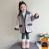 Abrigo de Borrego para Niña Otoño/Invierno 2026 Estilo Nuevo Forro Polar Bebé Niña Ropa de Invierno Engrosada Top Versátil para Niños