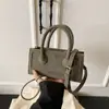 Bolsa Quadrada Pequena de Design de Nicho Transfronteiriça Novo Estilo Outono e Inverno Bolsa de Ombro Casual Versátil Bolsa Transversal Moda Pequena Bolsa