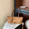 Nuevo Bolso Tote de Gamuza 2026 para Mujer, Bolso de Hombro Cruzado de Gran Capacidad de Alta Gama para el Trabajo, Versátil Tendencia Retro