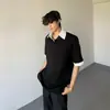 Camisa Polo de Verano para Hombre con Diseño Falso de Dos Piezas, Cuello en V, Manga Corta, Estilo Americano Juvenil y Acabado de Alta Gama