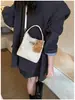 Bolsa de cesta com padrão trançado de moda transfronteiriça, nova bolsa de mão feminina de grande capacidade, bolsa de ombro, bolsa tote para o dia a dia