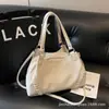 Bolso de Axila para Chica Popular de Diseño de Nicho 2025 Nuevo Bolso Tote Retro de Moda Versátil Estilo Coreano Bolso de Mano Bolso de Hombro para Mujer
