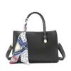 Bolsa Tote Feminina, Novo Modelo Verão 2025, Bolsa Grande de Alta Qualidade para Mães, Estilo Ombro e Transversal