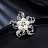 Broche Flor de Pérola Luxuoso e Elegante, Simples e Versátil, Exquisito e Moderno, Acessório de Broche de Alta Costura
