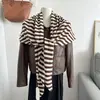 Versão Grande Cachecol Triângulo Tricotado Listrado 100% Lã para Mulheres Exportação para Japão e Coreia Aquecedor de Pescoço Estiloso
