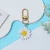 Llavero Pequeño de Margarita Fresca de Resina DIY Colgante para Teléfono Móvil, Funda de AirPods, Bolsita Colgante Regalo para Novia