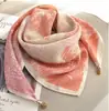 Bufanda de Seda con Hebilla Magnética 2025 Nuevo Estilo Bufanda Pequeña para Mujer Algodón y Lino Estilo Coreano Versátil Moda Protección para el Cuello Pañuelo Cuadrado Bufanda de Cuello