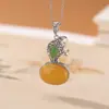 Pingente de Cabacinha de Âmbar em Prata Esterlina S925 Yilu Prata Água Clara Jade Novo Estilo Chinês Corrente de Suéter Versátil de Alta Qualidade