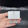 Brincos de Urso Amorosos para Outono e Inverno para Mulheres, Fofos e Doces, Versáteis, Galvanoplastia Ecológica, Atacado de Acessórios Yiwu