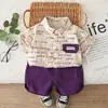 Conjunto de Verano para Niños 2026 Nuevo Casual Estampado de Letras Camisa de Manga Corta Conjunto de Dos Piezas para Niños Pequeños y Niños Pequeños Ropa de Verano Ropa Infantil