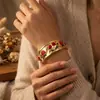 A pulseira aberta de aço inoxidável anti-gotejamento mais vendida da Temu é uma pulseira de aço titânio de luxo leve, nicho e de alta qualidade que não desbota