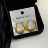 Aretes de Acero Inoxidable Chapado en Oro de 18 Quilates con Perlas Irregulares Geométricas, Venta Directa del Fabricante, Clip para Oreja Suave para el Viaje Diario