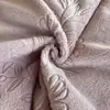 Conjunto de luxo de inverno A-grade em veludo de leite estampado de quatro peças, incluindo uma capa de edredom em fleece de coral, lençol de baixo e conjunto de cama