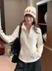 Jaqueta de Lã com Gola Alta Outono 2026 Feminina Slim Fit Cintura Marcada Cintura Fina Lã Macia e Lisa Emagrecedora Jaqueta com Zíper