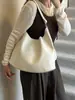 Bolso de Hombro Vintage 2026 Nuevo Moderno Gama Alta Simple Gran Capacidad para Viajes Diarios Estilo Ins Bolso Grande