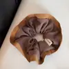 Pinza para el Pelo Lateral con Letra Botón Color Café Otoño e Invierno, Pinza Bb de Alta Gama y Exquisita, Pinza Pequeña Moda y Versátil Accesorio para el Cabello