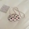 2026 Nova Bolsa Tote Personalizada Leve Versátil para o Dia a Dia Casual Simples Estilo Coreano Bolso de Ombro de Bolinhas Bolsa de Peito de Nicho