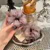 Laço de Fita Exquisito para Cabelo, Scrunchie Rosa Ultra-Fada com Flor em Botão Roxa, Elástico de Cabelo de Rede para Rabo de Cavalo, Elástico de Cabelo