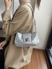 Bolso de mano informal de estilo coreano, moderno, para llevar debajo del brazo, novedad de verano de 2024, con remaches, bolso cruzado con mensaje.