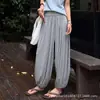 Pantalones jogger de verano finos para mujer en color gris, plisados, fluidos, de pierna ancha, tiro alto, pantalones tipo linterna voluminosos para figuras petite
