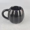 Venta al por mayor de fábrica Taza de cerámica de Halloween Forma de calabaza Taza para beber Puede logotipo Taza de café de cerámica
