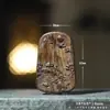 Colgante Paisaje Tallado de Sándalo con Diseño de Ajedrez Bodhisattva, Adorno de Mano de Estilo Chino de una Sola Cara para Colgar en el Cuello