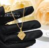 Dibujo artesanal italiano estilo palacio vintage polvo fritilaria traje trébol de cuatro hojas pulsera polvo concha collar anillo oreja