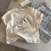 Camiseta Estampada Simples de Manga Curta para Crianças, Estilo Coreano, Verão 2026, Novo Estilo, para Meninos e Meninas, Camiseta Básica Casual e Versátil