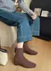 Botas Cuadradas de Piel Suave Francesa de Venta Caliente para Mujer 2026 Otoño Aumentan Altura Interior para Estatura Baja Temperamento de Viaje Versátiles Botas de Piel