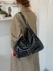 2026 nuevo bolso de hombro coreano estilo retro de motocicleta para otoño/invierno, bolso de mano de cuero suave para mujer, bolso de trabajo