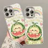 Padrão de Boneca de Melancia Fofa de Verão Adequado para iPhone 17 Pro, Capa de Celular Apple 18 com Corrente para Pendurar de Nuvem Arco-Íris