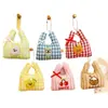 Bolsa de Compras de Tela con Colgante de Peluche de Fruta Linda Original Llavero Accesorio de Bolsa Versátil Regalo para Niñas y Mejores Amigas
