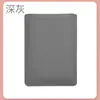 Bolsa Interna Simples e Leve de Couro para Tablet/Laptop, Bolsa para Carregador que se Transforma em Mousepad em Segundos, À Prova d'Água e Fácil de Limpar