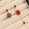 Pendientes Festivos de Borla Despertar del León Rojo con Diseño Asimétrico, Elegantes de Año Nuevo, Joyería para Orejas Única de Nicho de Gama Alta
