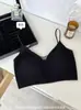 Estilo Menina Apimentada Primavera e Verão Roupa de Malha Slim com Decote V para Mulheres, Top Curto de Cor Sólida Que Elimina a Necessidade de Usar Sutiã