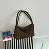 Bolsa de mão retrô fosca para outono e inverno para mulheres, nova bolsa de ombro estilosa e versátil 2026, perfeita para o trajeto e para o uso diário