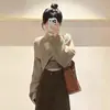 Suéter Cropped Retrô Francês de Um Ombro 2026 Item Quente Tricô para Mulheres Início do Outono Top Macio Leitoso Estilo Coreano Moda Suave