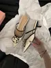 Mules de tacón alto estilo Chanel, punta fina francesa, zapatos de hada para uso en exteriores, nuevos zapatos de verano 2024, elegantes, de punta fina, de un solo color