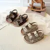 Sandalias Abiertas de Estilo Francés para Niños 2026 Nuevo Modelo de Verano para Niños y Niñas, Zapatos Deportivos Casuales de Suela Suave para Playa y Uso al Aire Libre