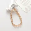 Cadena de Teléfono Móvil de Gama Alta Kc-1 con Cuentas de Fresa de Cristal, Lanyard de Teléfono Hecho a Mano con Cuentas, Cadena Corta para Muñeca, Estilo de Alta Gama para Mujer