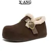 Sapatos Estilo Birkenstock de Couro Espesso com Solado Grosso e Cobertura Total para Mulheres, Forrados com Lã Sintética Grossa para o Inverno, Sapatos de Algodão Slip-On com Lã de Cordeiro