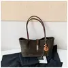 Bolso tote minimalista y ligero estilo coreano, diseño nuevo, gran capacidad, casual y adecuado para ir al trabajo, se puede llevar debajo del brazo o como bolso de hombro