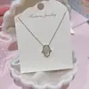 Colar Pingente Mão Oca Luxo Leve Nicho Sensação de Alto Padrão Corrente Clavícula Estilo Simples Temperamento Exquisito Versátil Colar para o Dia a Dia
